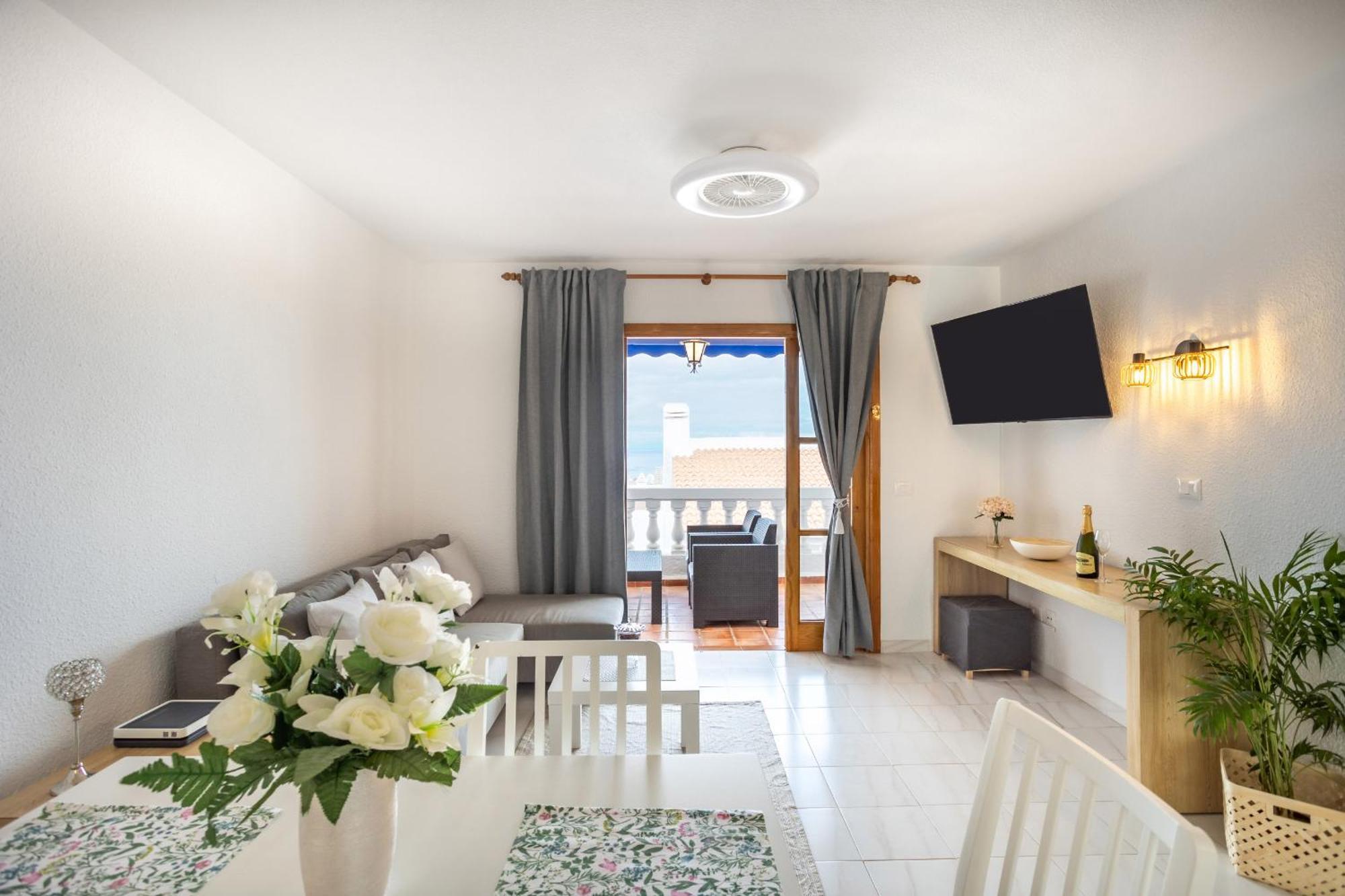 Cozy Port Royal Margot Sunset View Home By Lovetenerife Los Cristianos (Tenerife) Exterior foto