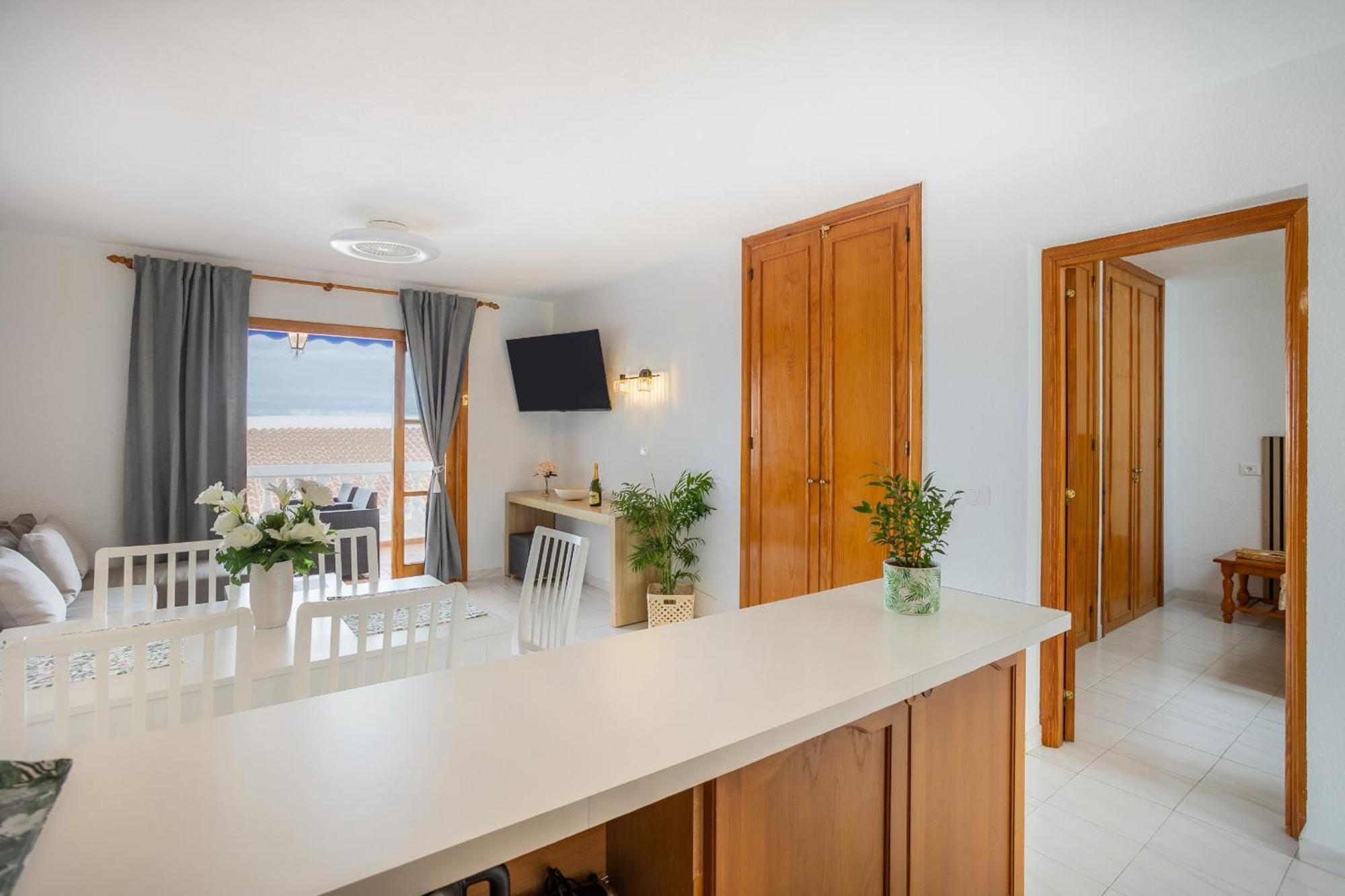 Cozy Port Royal Margot Sunset View Home By Lovetenerife Los Cristianos (Tenerife) Exterior foto